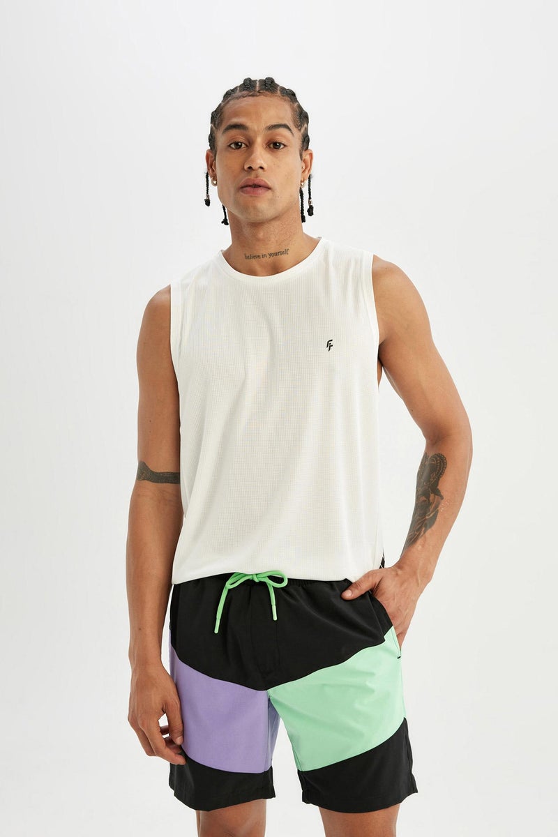 ديفاكتو شورت بحر قصير قصة عادية محكم أسود من DeFactoFit - Image 4